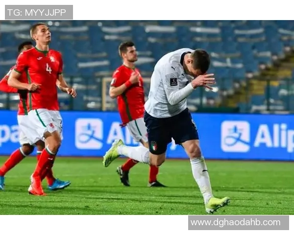 西安足球队在世界杯预选赛中以82分稳居积分榜首位